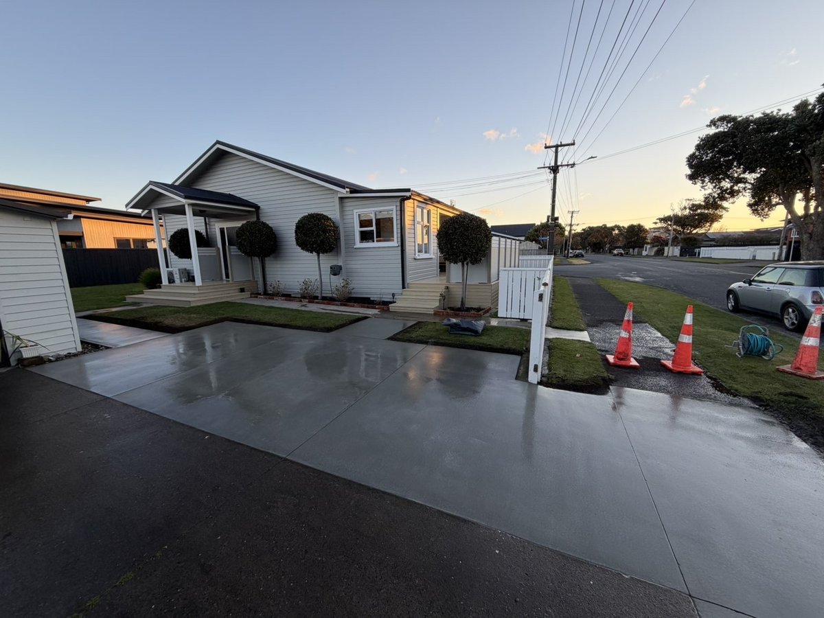 80 sqm plain broom finish driveway extension and vehicle crossing, photo 2 of 2