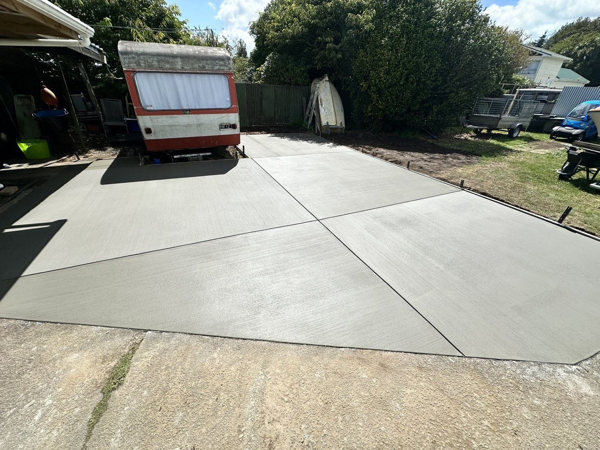 50 sqm plain broom finish slab, photo 1 of 1